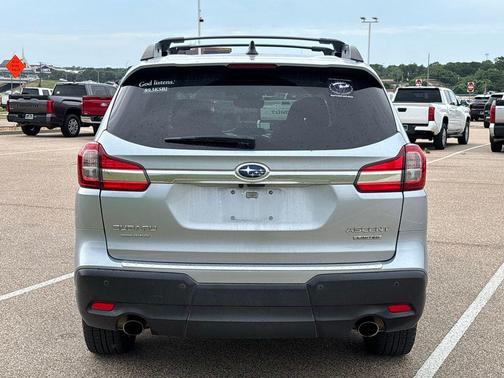 Ice Silver Metallic 2020 Subaru Ascent Limited 7-Passenger