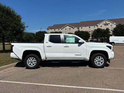 Ice Cap 2026 Toyota Tacoma SR5