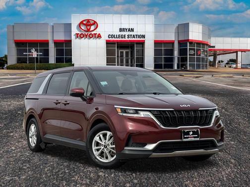 2024 Kia Carnival LX