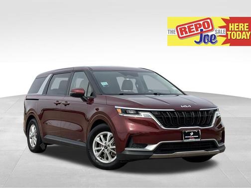 2024 Kia Carnival LX