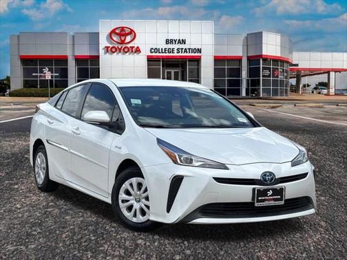 2022 Toyota Prius L