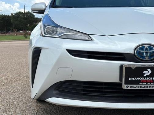 2022 Toyota Prius L