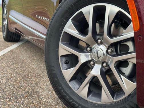 2022 Chrysler Pacifica L