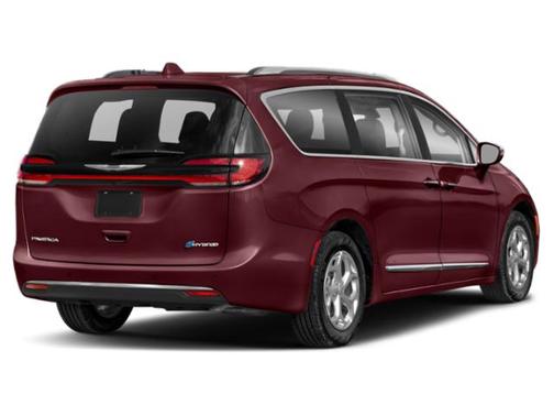 2022 Chrysler Pacifica L