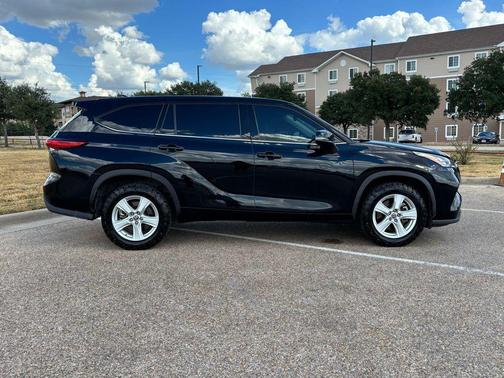 2020 Toyota Highlander L