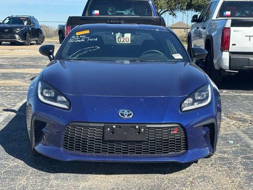 2024 Toyota GR86 Premium