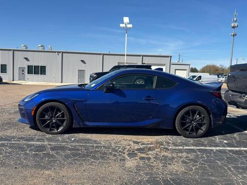 2024 Toyota GR86 Premium