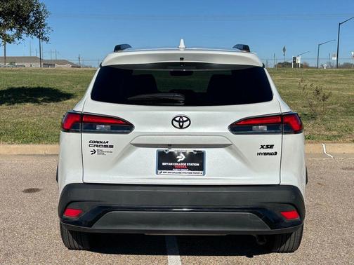 2023 Toyota Corolla Hybrid SE