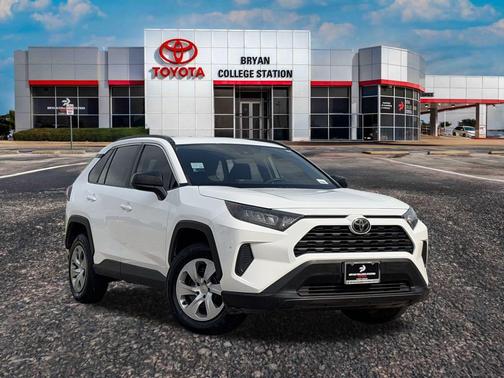 2020 Toyota RAV4 LE