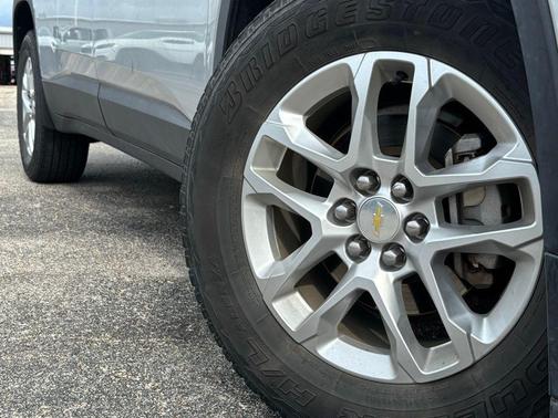 2018 Chevrolet Traverse LS