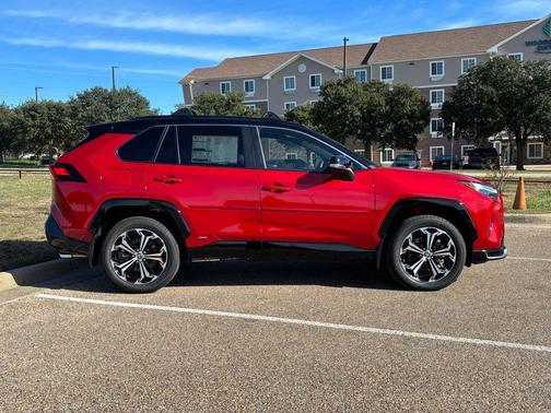 2025 Toyota RAV4 Hybrid SE