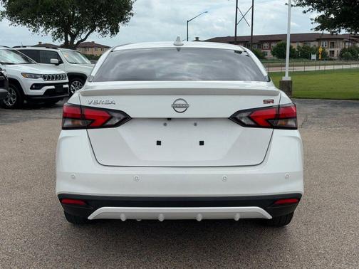 2023 Nissan Versa 1.6 S