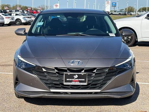 2021 Hyundai ELANTRA SEL