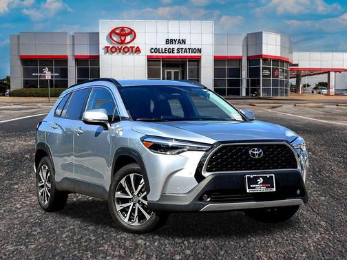 2024 Toyota Corolla Cross XLE