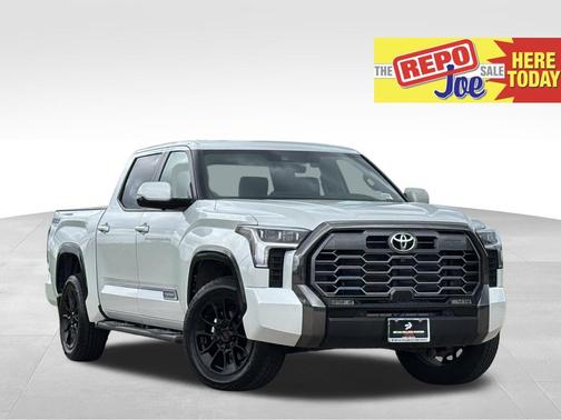 Wind Chill Pearl 2026 Toyota Tundra Platinum