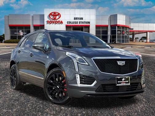2022 Cadillac XT5 Sport