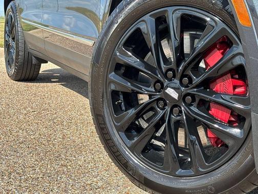 2022 Cadillac XT5 Sport
