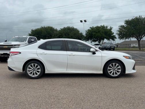 Super White 2020 Toyota Camry LE
