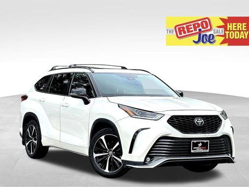 Blizzard Pearl 2021 Toyota Highlander XSE