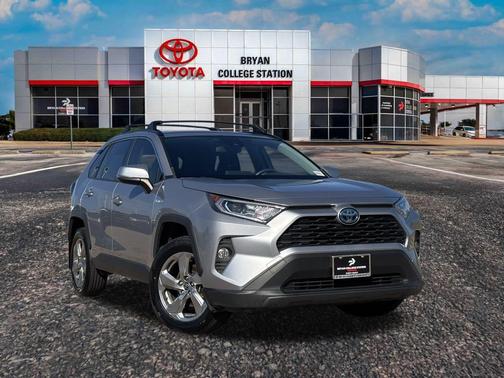 2021 Toyota RAV4 Hybrid XLE Premium