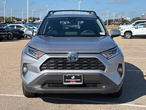 2021 Toyota RAV4 Hybrid XLE Premium