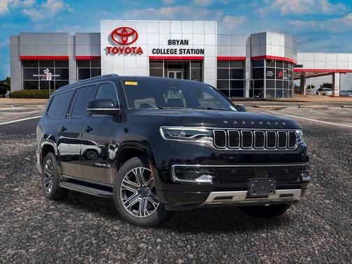 2023 Jeep Wagoneer L Series II 4x2
