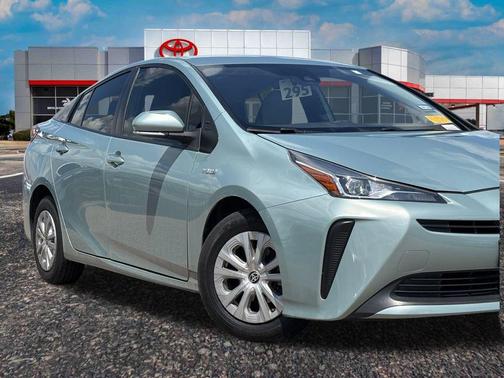 2020 Toyota Prius L