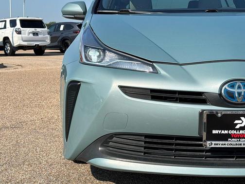 2020 Toyota Prius L