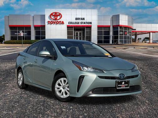 2020 Toyota Prius L