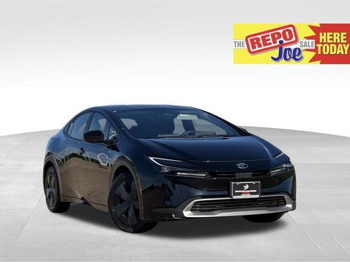 2025 Toyota Prius Plug-In Hybrid SE