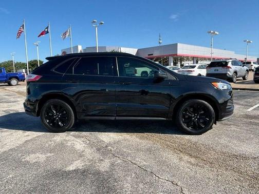 2024 Ford Edge SE