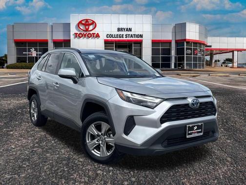 2024 Toyota RAV4 Hybrid XLE