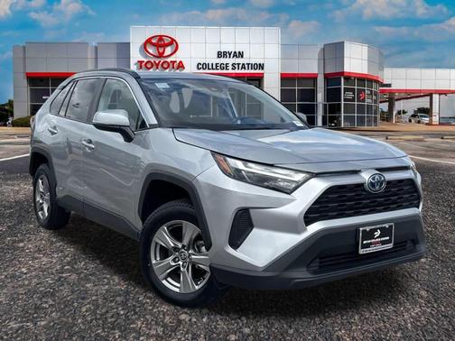 2024 Toyota RAV4 Hybrid XLE