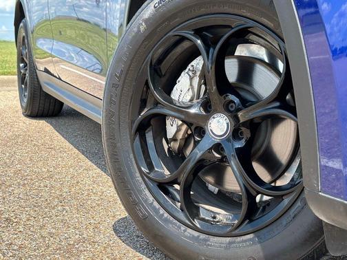 2022 Alfa Romeo Stelvio Sprint