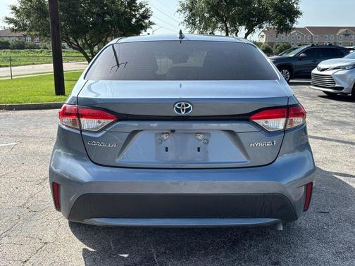 2021 Toyota Corolla Hybrid LE