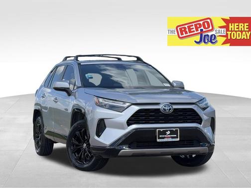 2024 Toyota RAV4 Hybrid SE