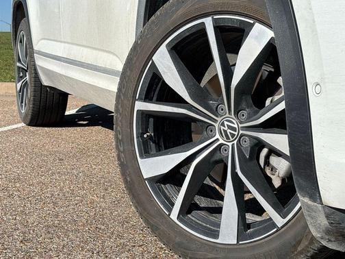 2024 Volkswagen Atlas 2.0T SEL Premium R-Line 4MOTION