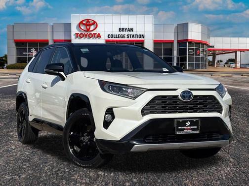 2021 Toyota RAV4 Hybrid SE
