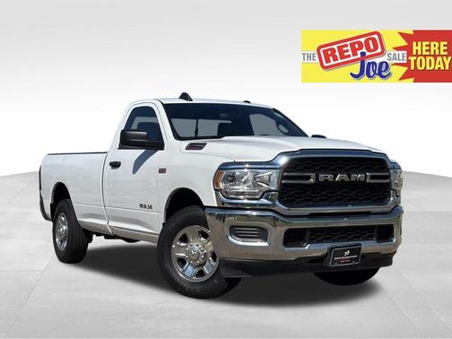 2021 RAM 2500 Tradesman Regular Cab 4x2 8' Box