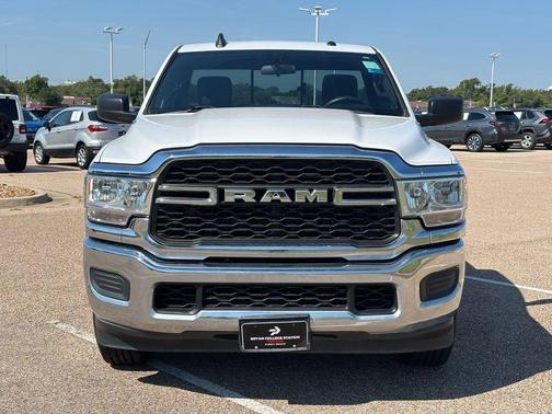 2021 RAM 2500 Tradesman Regular Cab 4x2 8' Box