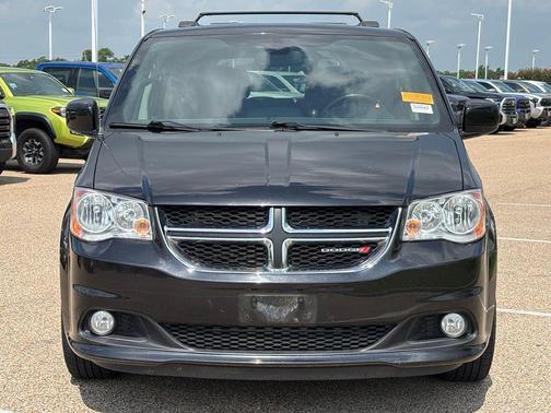 Black Onyx Crystal Pearlcoat 2019 Dodge Grand Caravan SXT