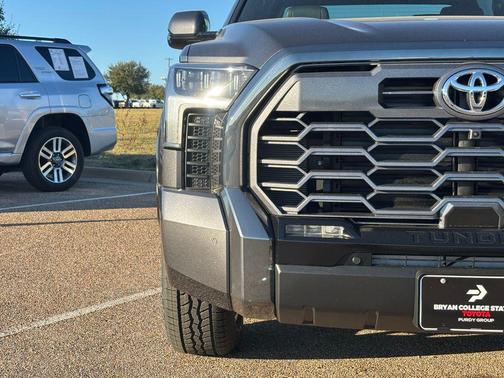 2026 Toyota Tundra Hybrid Platinum