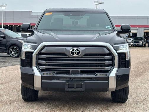 Midnight Black Metallic 2025 Toyota Tundra Limited