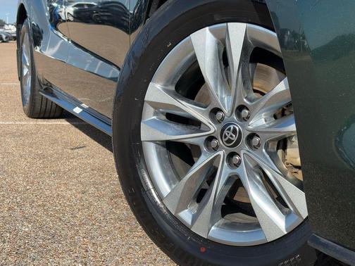 2024 Toyota Sienna Limited