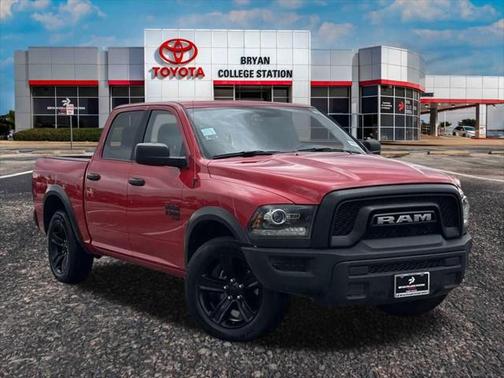 2024 RAM 1500 Classic Warlock Crew Cab 4x2 5'7' Box