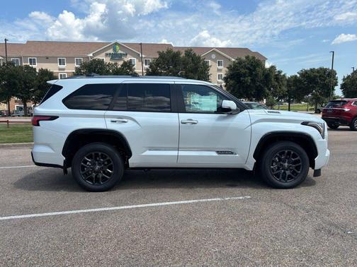 2025 Toyota Sequoia Platinum