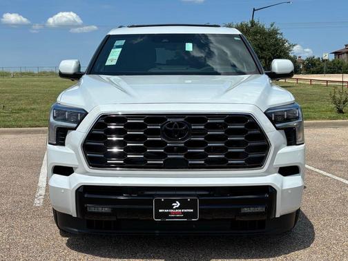 2025 Toyota Sequoia Platinum
