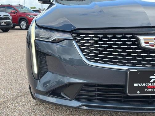 2021 Cadillac CT4 Luxury