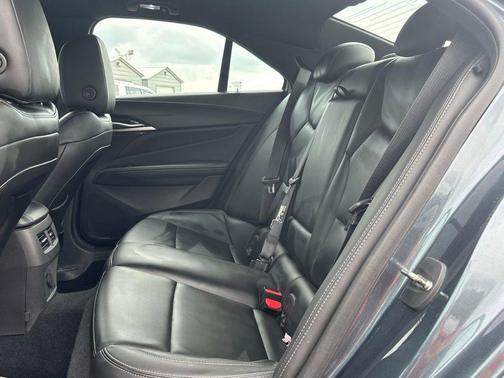 2021 Cadillac CT4 Luxury