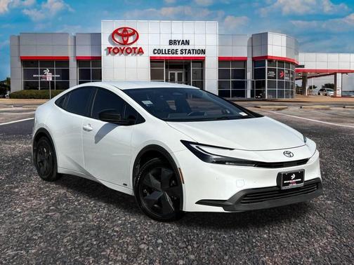 2024 Toyota Prius LE
